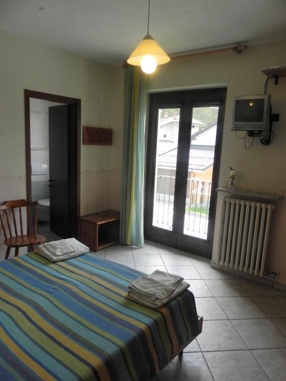 Hotel Ristorante Belsito Borgo San Dalmazzo Bagian luar foto