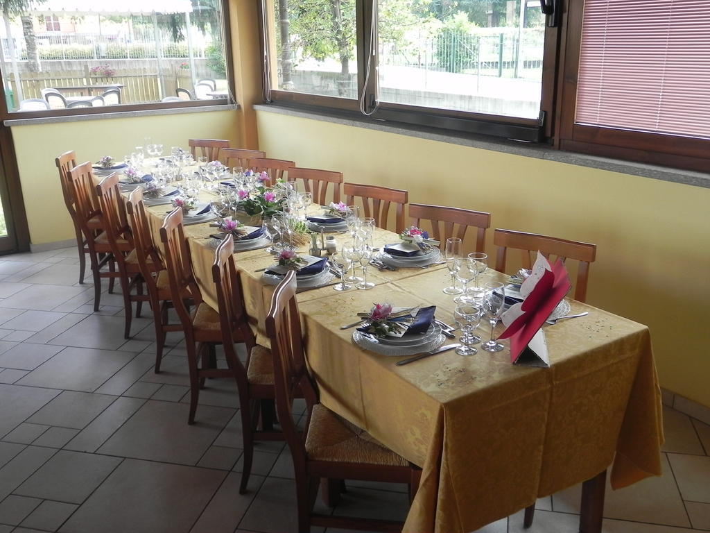 Hotel Ristorante Belsito Borgo San Dalmazzo Bagian luar foto